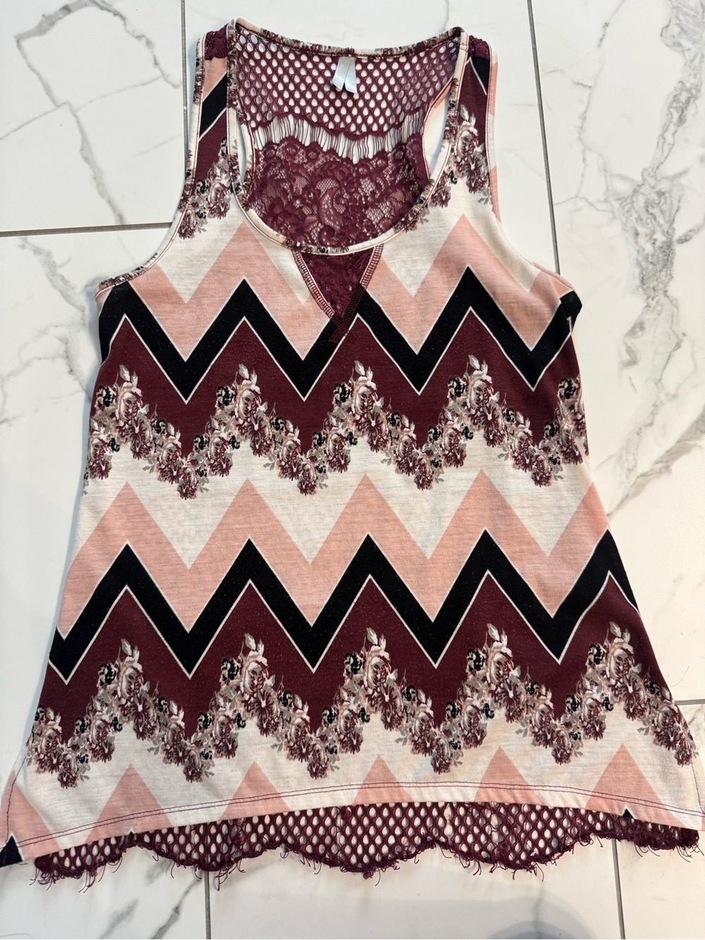 Lace-Back Chevron Tank Top - Mauve/Pink